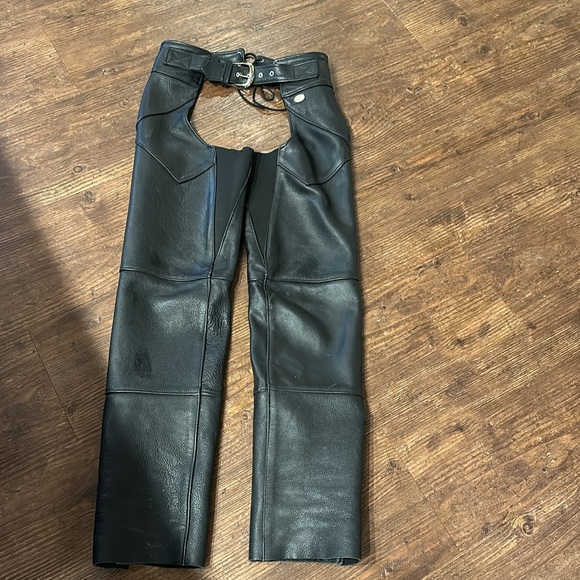 Women’s Harley chaps - Picture 2 of 14